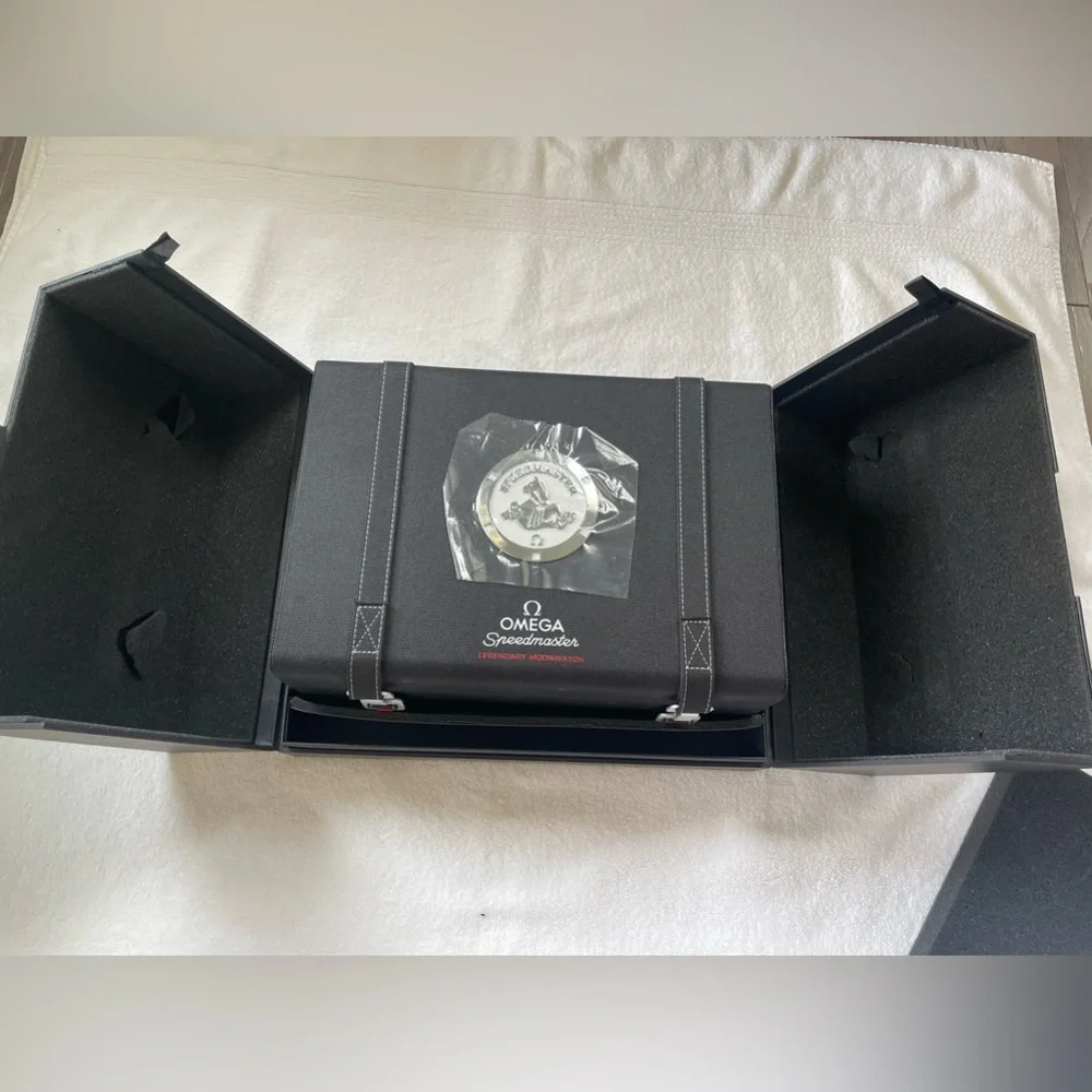 OMEGA SPEEDMASTER PROFESSIONAL MOONWATCH 1861 QUADRUPLE BOX COMPLETE SET…
